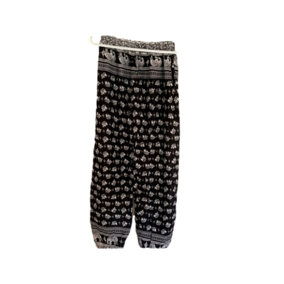 Palazzo PANTS With ELEPHANT DESIGN - Size S: NWOT - Picture 3 of 10